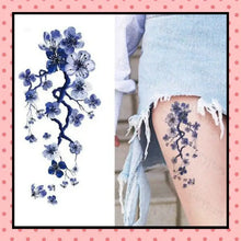 Tatouage éphémère femme, tatouage temporaire, faux tattoo, motif fleurs de cerisier bleues